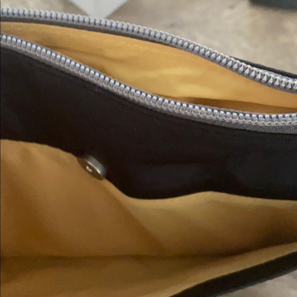 Baggallini - Picture 4 of 8